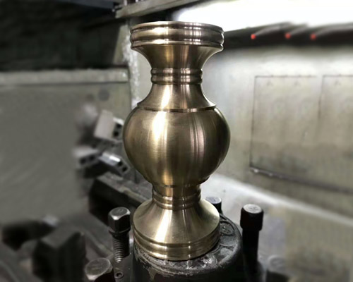 大型數(shù)控車(chē)床加工_五金燈飾配件燈罩金屬旋壓加工