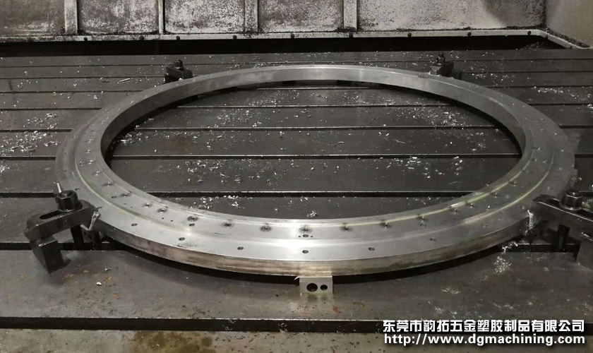 大型數(shù)控車床加工 大型數(shù)控車床加工